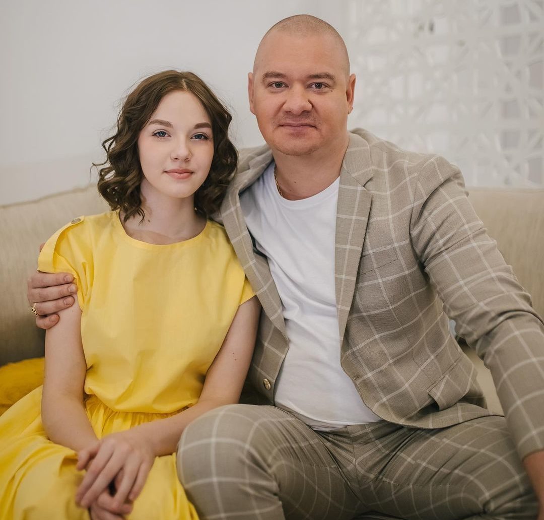 "Любим и верим": Евгений Кошевой трогательно поздравил с 14-летием свою старшую дочь Варвару
