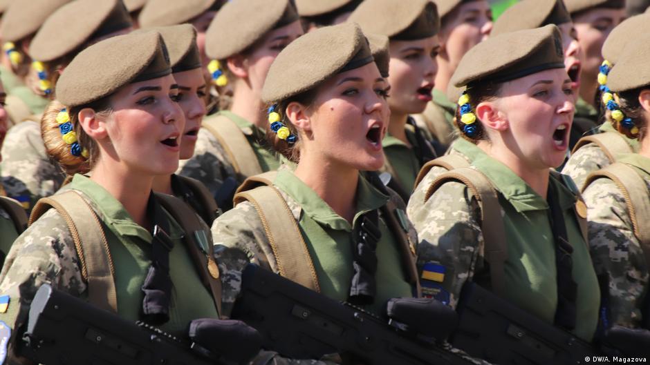 Військовий облік для жінок: у Міноборони вдвічі скоротили список спеціальностей, які потрібні для армії