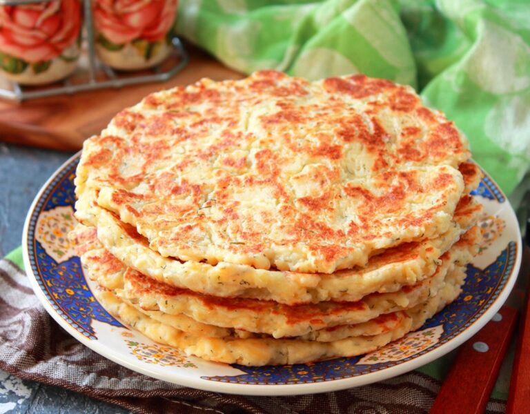 Ліниві хачапурі за 5 хвилин: найпростіший рецепт смачного та корисного сніданку для всієї родини - today.ua