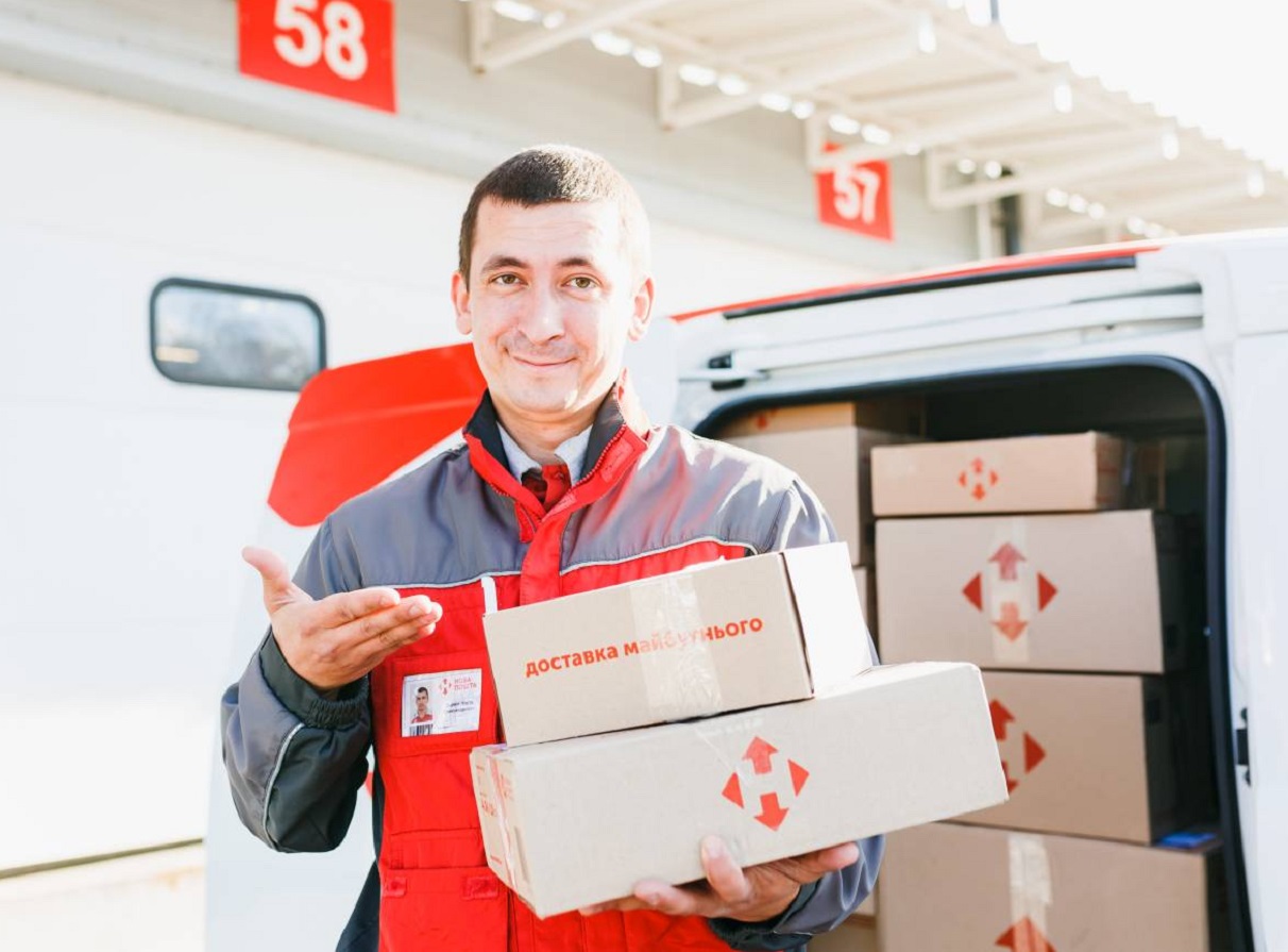 Новая почта объявила о снижении тарифов на доставку посылок на 20 гривен