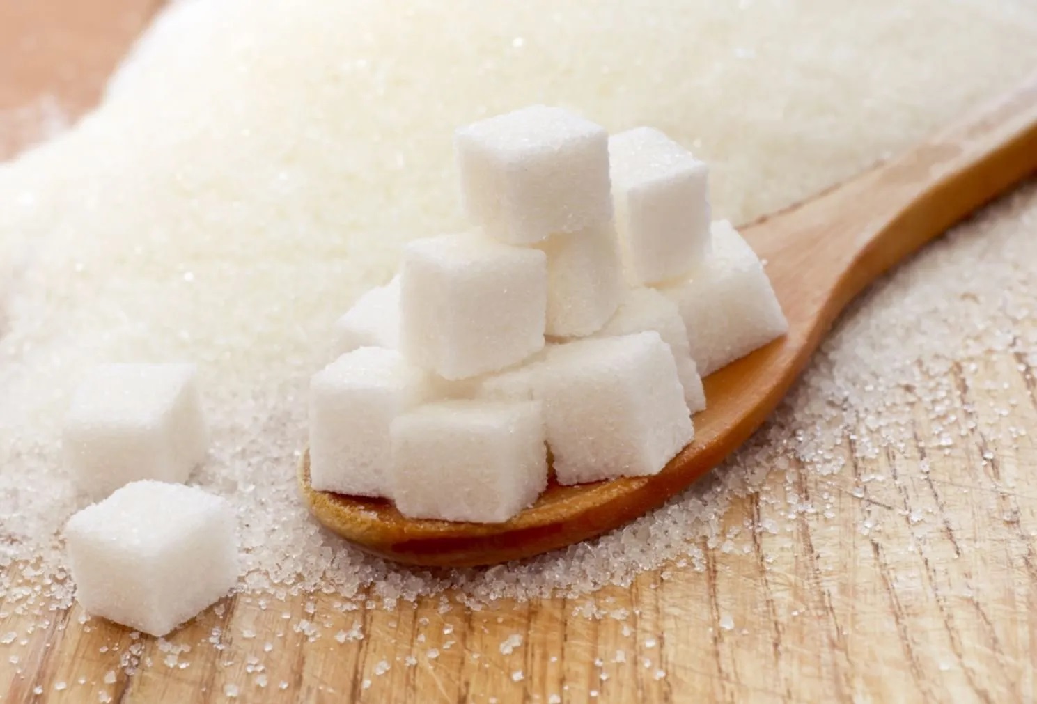 Украинцев предупредили об изменении цен на сахар в магазинах