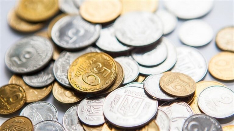 В Украине монету номиналом 50 копеек продают за 150 000 грн: как распознать в кошельке ценную мелочь - today.ua