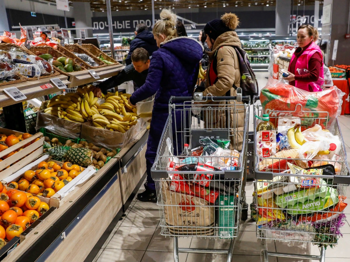 Украинцам рассказали, в каких случаях супермаркеты выплачивают десятки тысяч гривен компенсации покупателям
