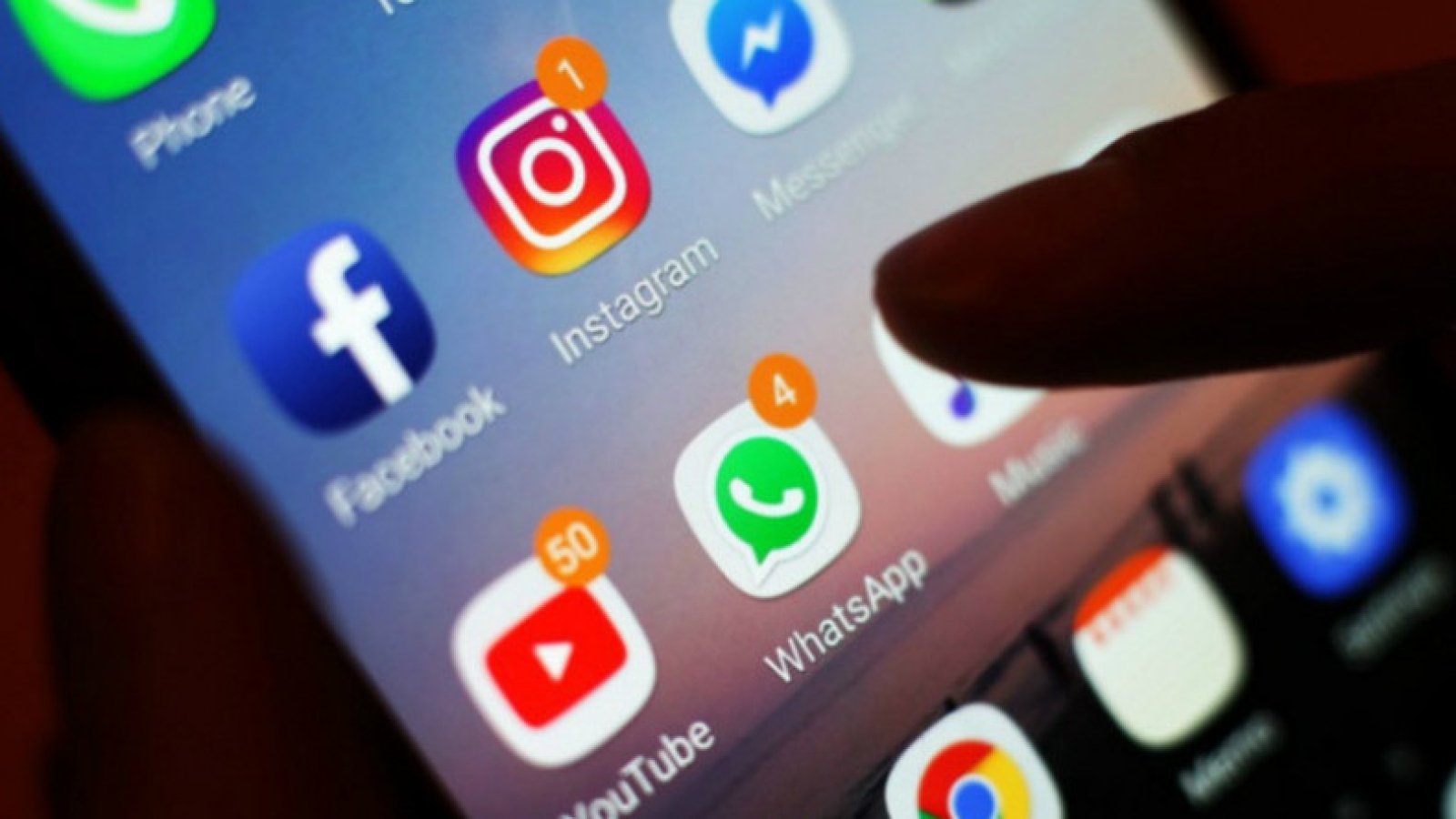 В Украине могут закрыть Instagram и Facebook: компания Meta сделала заявление - today.ua