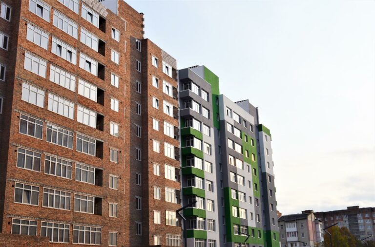 Цены на жилье в новостройках подскочат уже в феврале: застройщики рассказали о новых тенденциях на рынке недвижимости  - today.ua