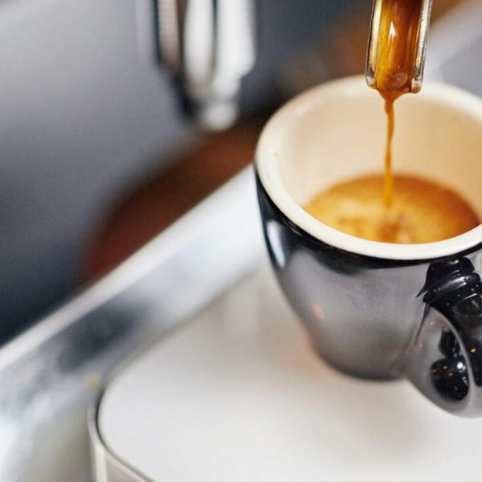 Названы пять симптомов, которые говорят о необходимости прекратить пить кофе