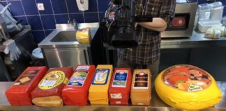 Как распознать фальсификат сыра в супермаркете: простые советы покупателям - today.ua