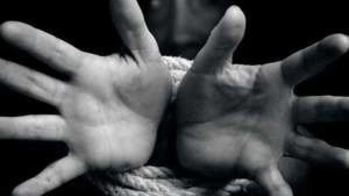 Переселенцям розповіли, як не потрапити в трудове рабство під час пошуку роботи