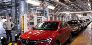 Renault возобновил работу в России – СМИ - today.ua