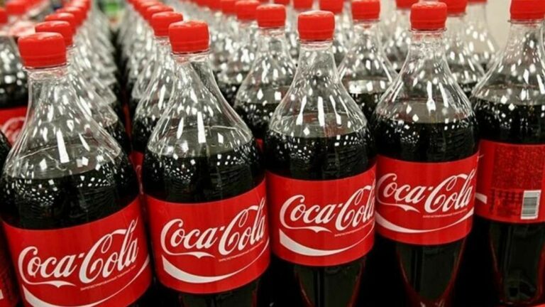 В Украине призвали бойкотировать Coca-Cola  - today.ua