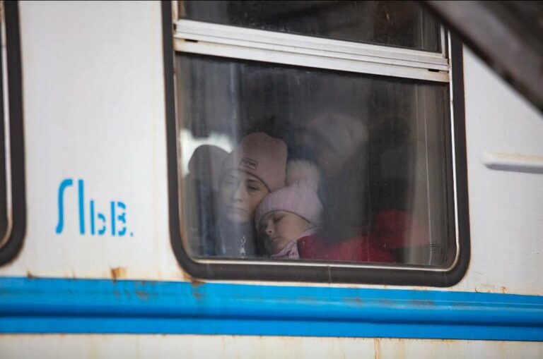 Укрзалізниця: евакуаційні поїзди по Україні на 10 березня (список) - today.ua