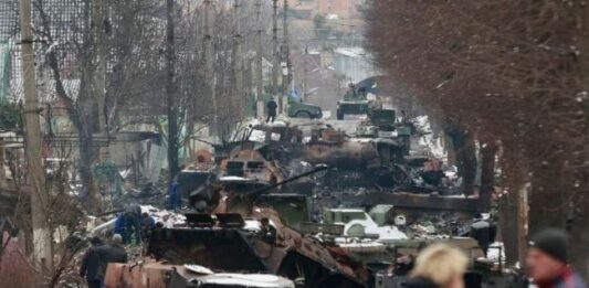 В Сети показали разбитую технику оккупантов в Буче - today.ua