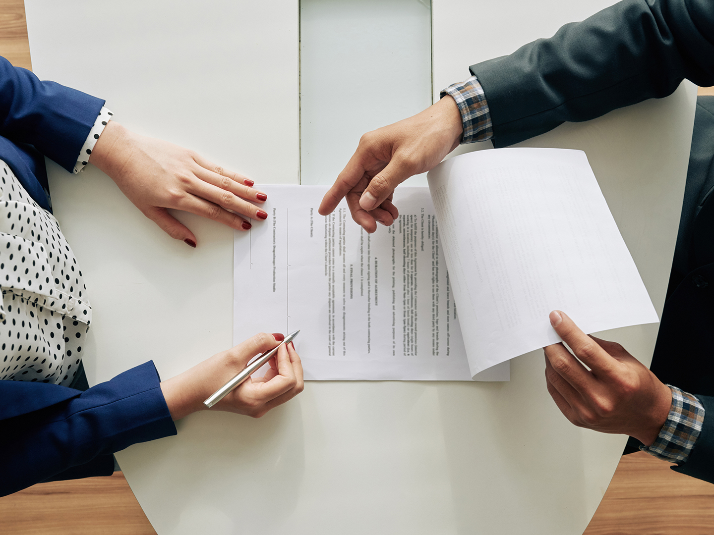 Звільнення з роботи під час війни: українцям розповіли, на яких підставах вони можуть втратити можливість працювати