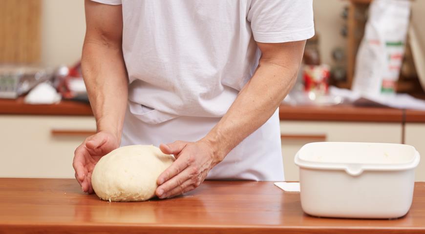 Як спекти домашній хліб: найпростіший і найшвидший рецепт приготування