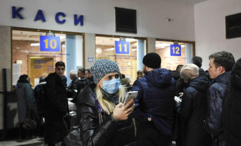 Укрзализныця опубликовала график эвакуационных поездов на 2 марта   - today.ua