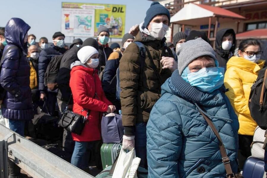 Біженцям з України рекомендують їхати не до Польщі, а до інших країн Євросоюзу
