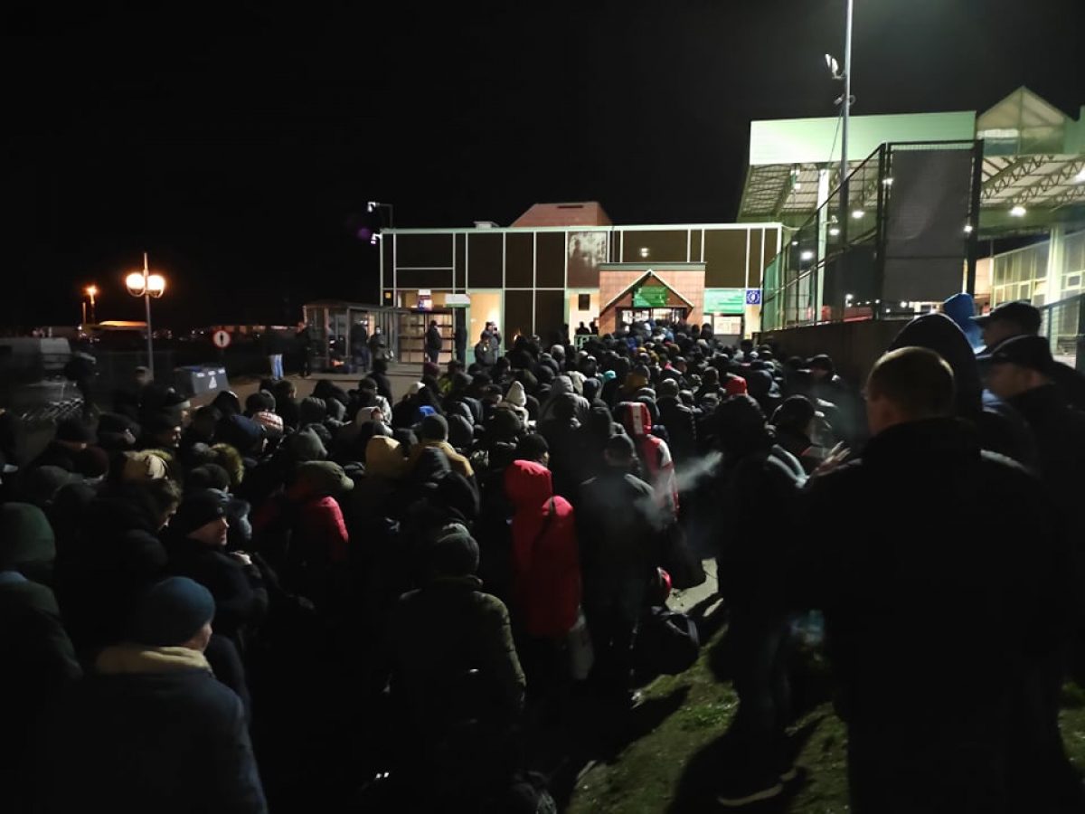 Біженцям з України значно спростили працевлаштування у Польщі