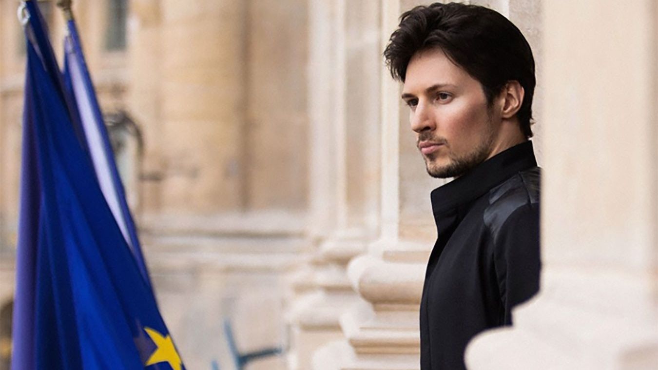 Стало известно, что за девушка была с основателем Telegram Павлом Дуровым во время его задержания в Париже