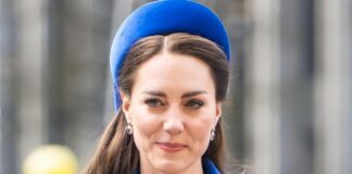 Синий ей к лицу: Кейт Миддлтон подчеркнула стройную фигуру идеальным платье-пальто - today.ua