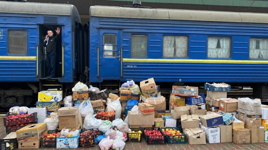 Укрзалізниця помічає скорочення гуманітарної допомоги для України