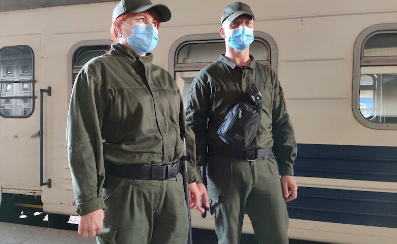 Евакуаційні поїзди Укрзалізниці буде супроводжувати воєнізована охорона