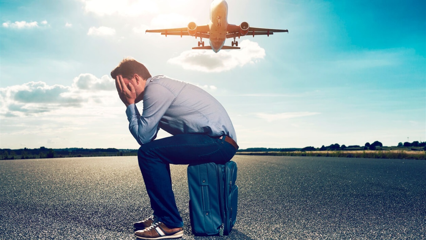 Официально: выезд за границу для мужчин будет стоить 200 тысяч гривен