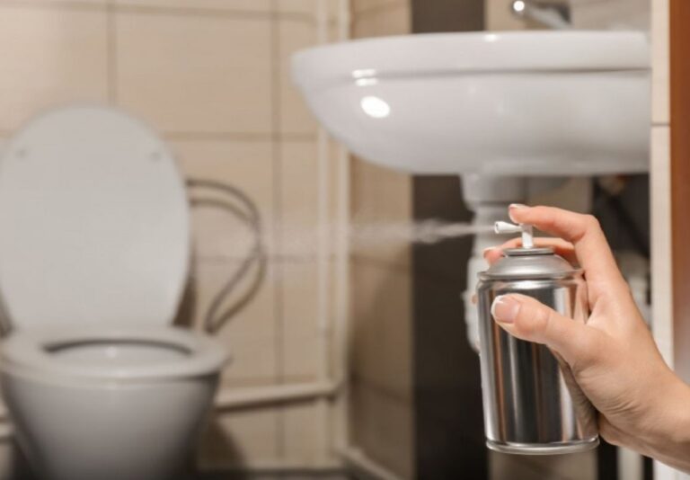 Три ефективні способи позбутися неприємного запаху у ванній кімнаті - today.ua