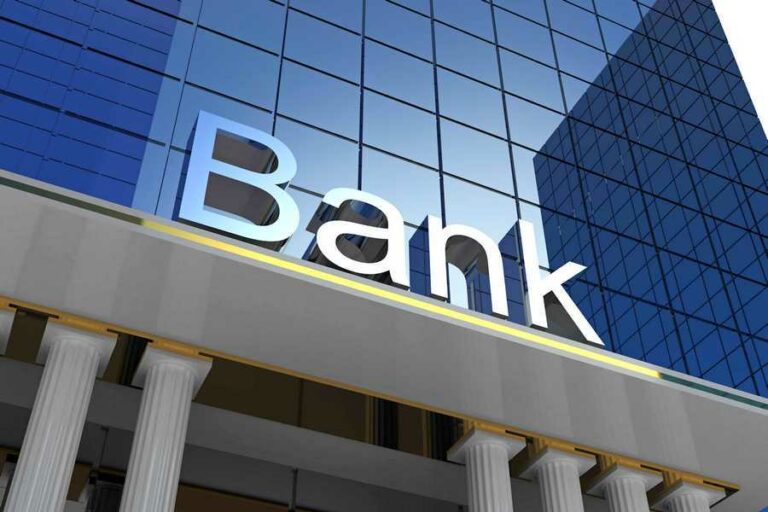 Як українцям відкрити банківський рахунок у Польщі за спрощеною процедурою - today.ua