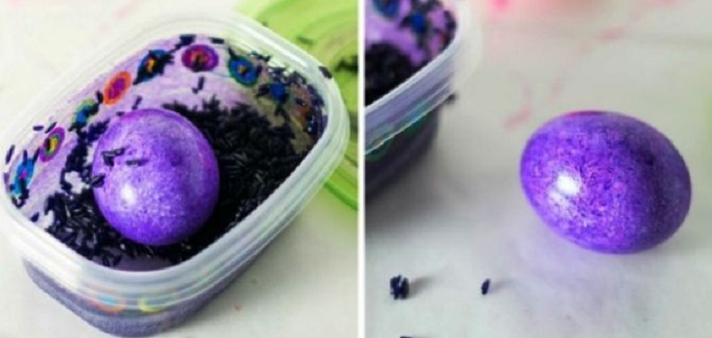 Три необычных способа покрасить яйца на Пасху