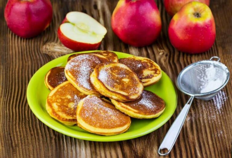 Овсяно-яблочные оладьи без муки: простой рецепт вкусного и полезного завтрака   - today.ua