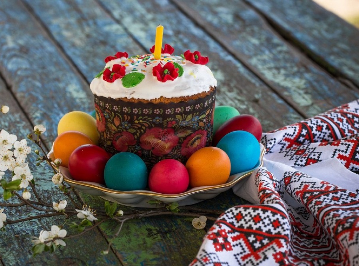 Праздники в военное время: сколько выходных дней будет на Пасху