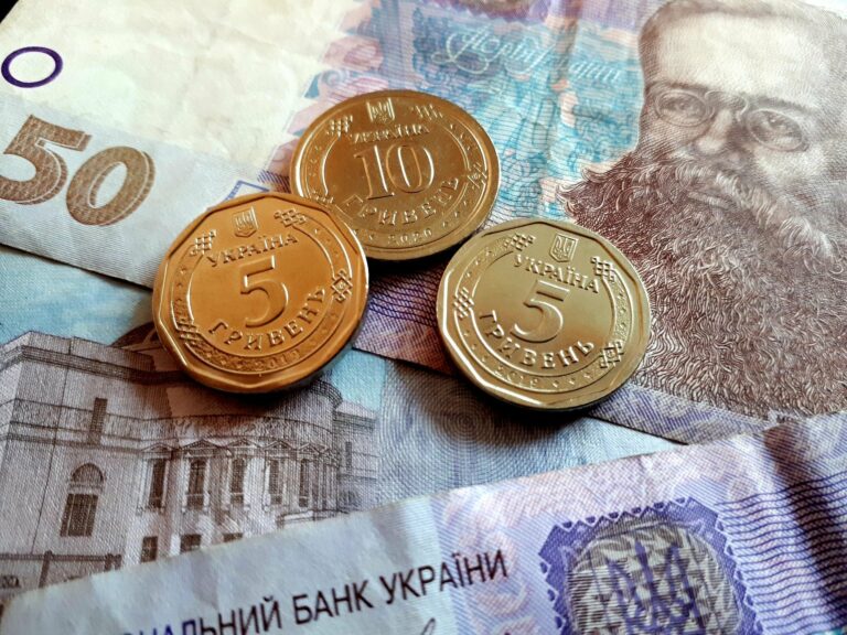 Українцям розповіли, як продовжити соцвиплати під час війни - today.ua