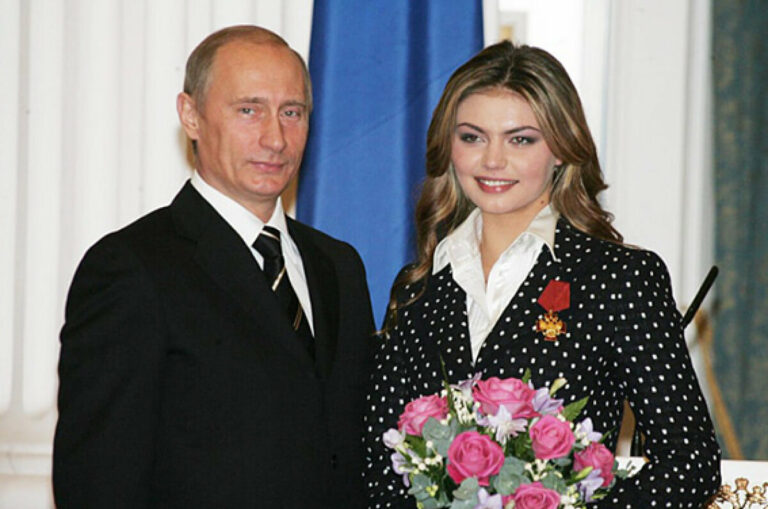 Женился перед самоубийством: любовница Путина Алина Кабаева засветила обручальное кольцо - today.ua