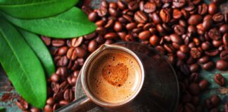 Кава в турці максимально розкриє смак і аромат, якщо використати секрети майстрів - today.ua