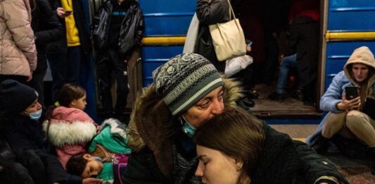 В Украине изменили правила начисления выплат переселенцам: кто сможет получить деньги в мае - today.ua