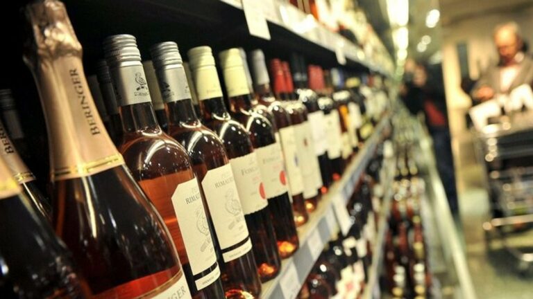 В Украине ожидают беспрецедентного повышения цен на алкоголь  - today.ua