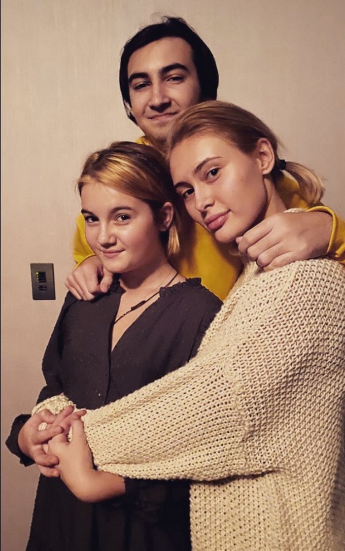 Дочка Віктора Ющенка показала рідкісне фото підрослих онуків експрезидента України - today.ua