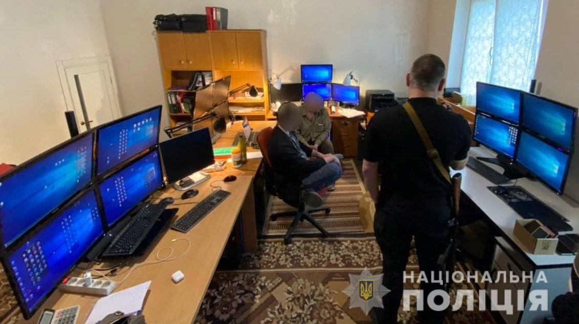 Одеські шахраї заробляли на підробці посвідчень водіїв до 5 млн гривень на місяць