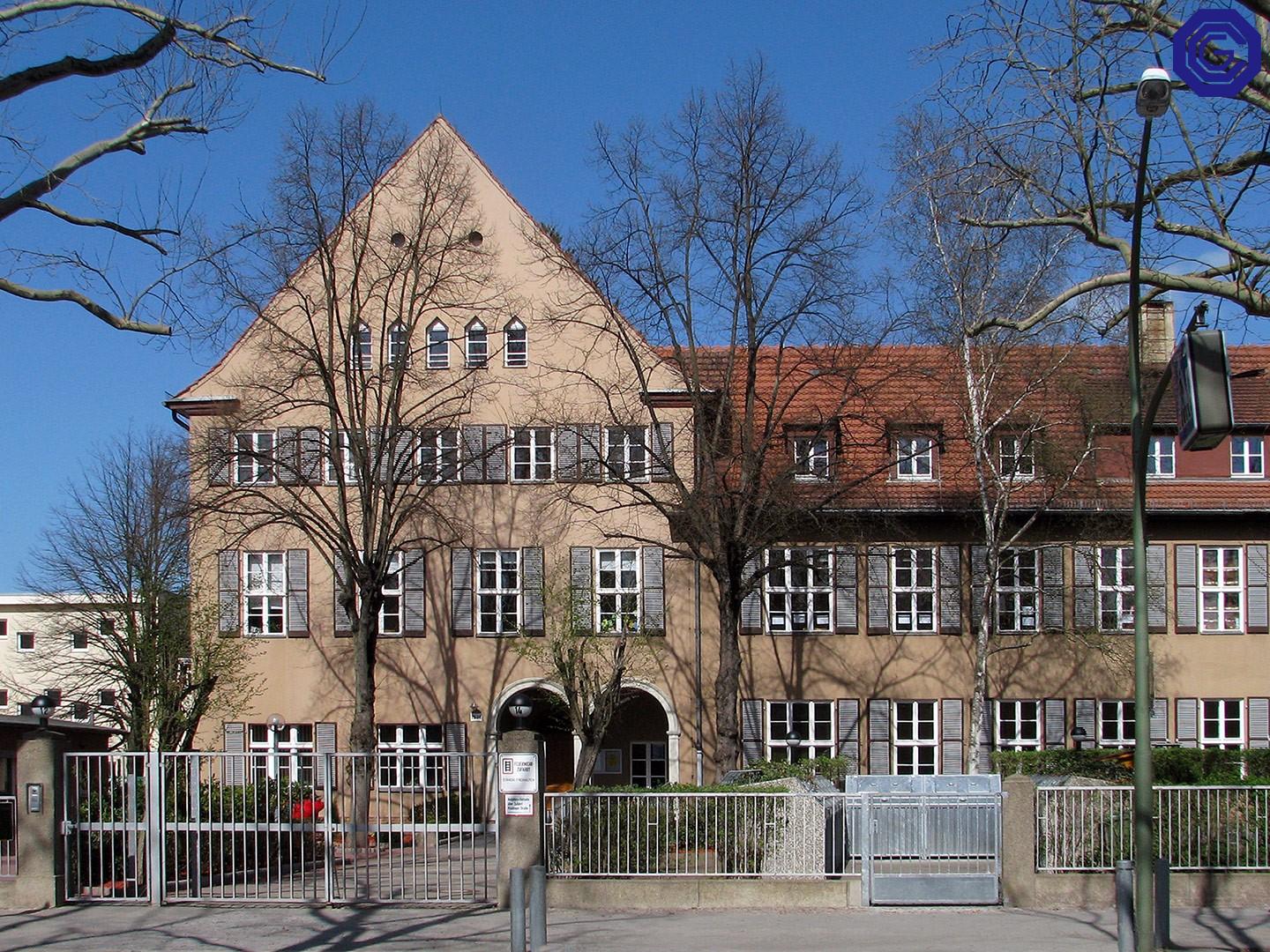 Стало известно, какие доходы и имущество нужно декларировать украинцам в Германии, чтобы не потерять социальные выплаты