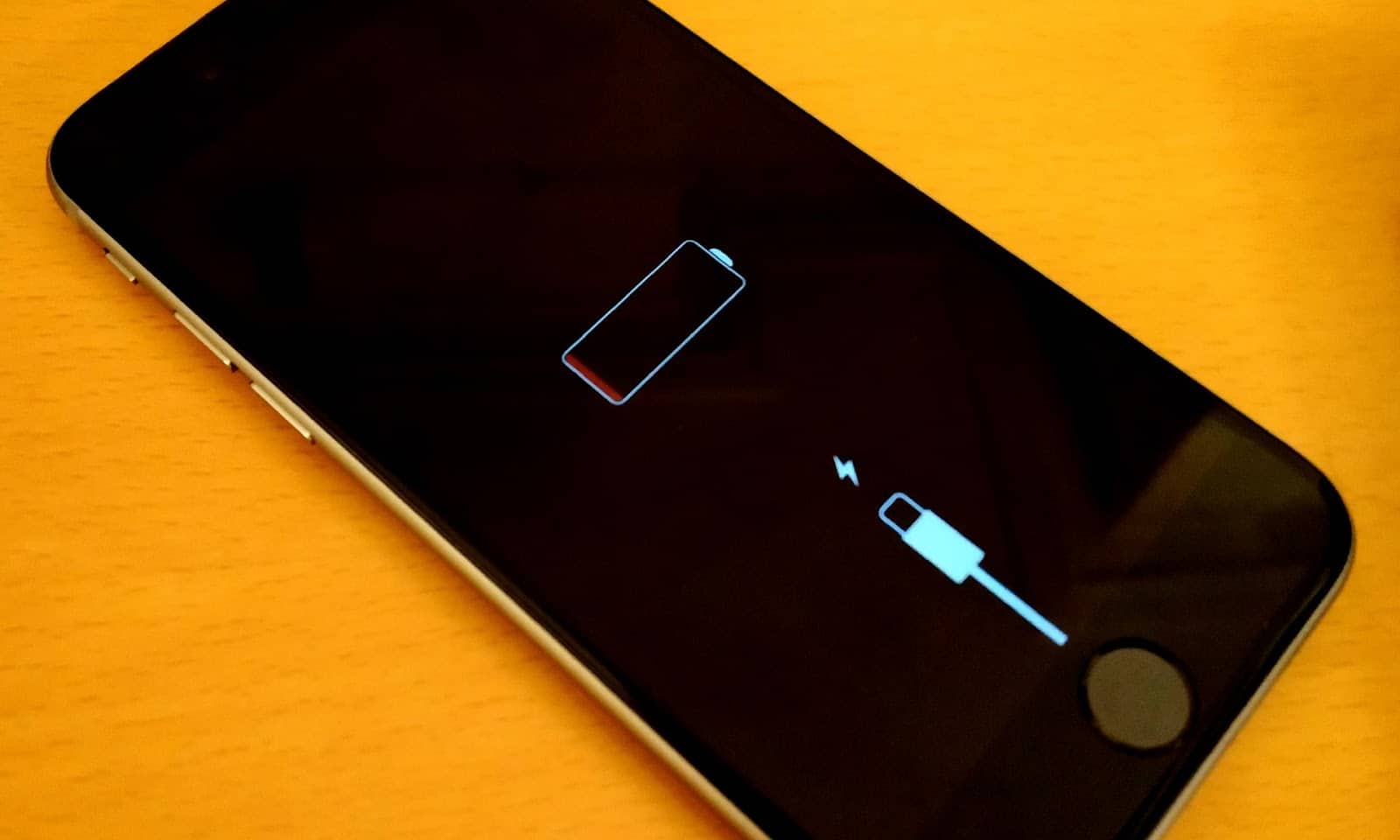 Что нужно делать, если смартфон не включается во время зарядки: основные причины неисправности устройства