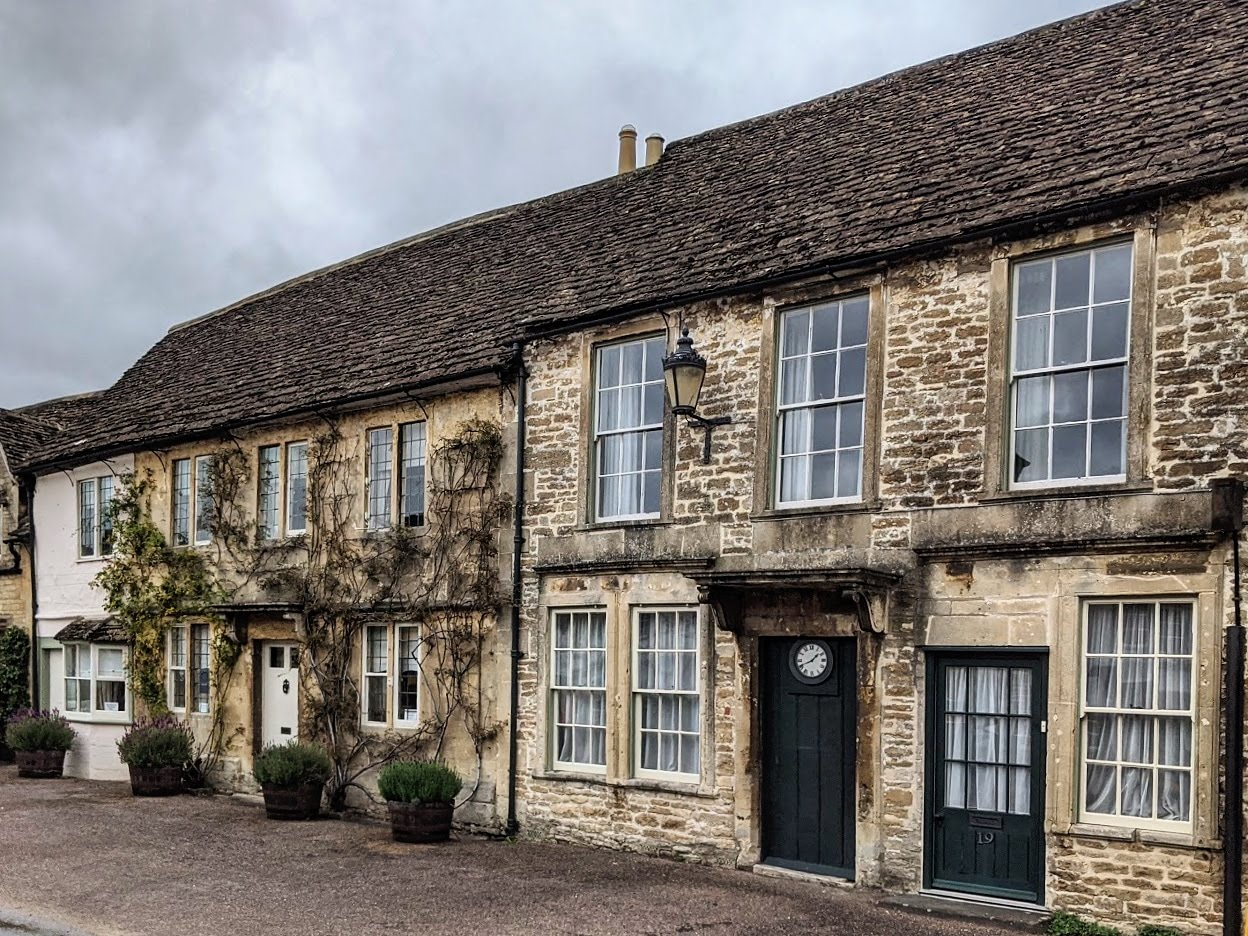 Українських біженців у Великобританії масово виселяють із житла: у чому причина