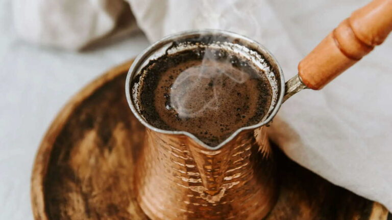 Як зварити каву в турці з густою піною: три головні правила - today.ua