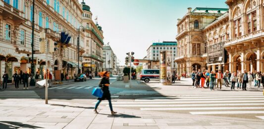 Стало відомо, скільки українським біженцям коштує місяць проживання в Австрії - today.ua