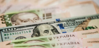 Курс доллара в Украине вторые сутки превышает 43 гривны: в каких банках выгоднее купить валюту - today.ua