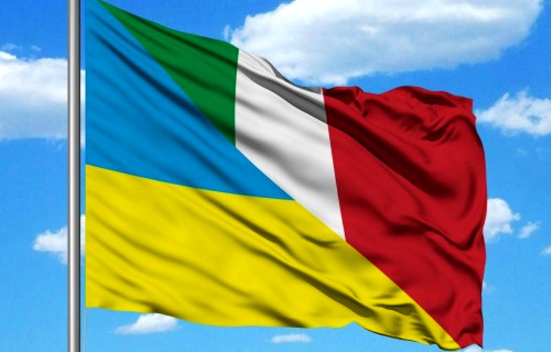 Учителям на зарплату: Украина получила от Италии 200 миллионов евро