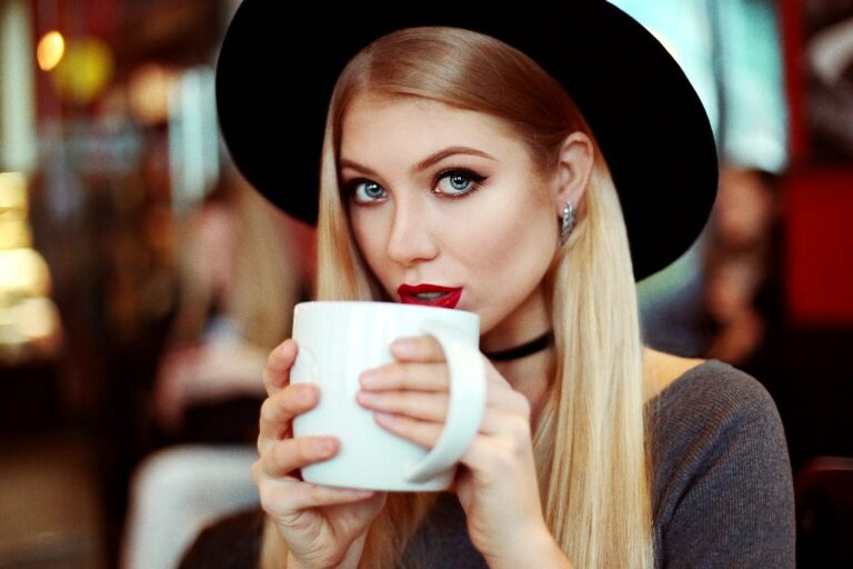 Кофе опасен для их здоровья: диетолог назвал людей, которым нельзя употреблять напиток - today.ua
