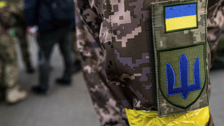 Мобілізацію в Україні продовжили до серпня: хто підлягає призову у наступній хвилі - today.ua