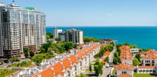 Недвижимость у моря подешевела на 20%: сколько стоит элитное жилье под Одессой - today.ua