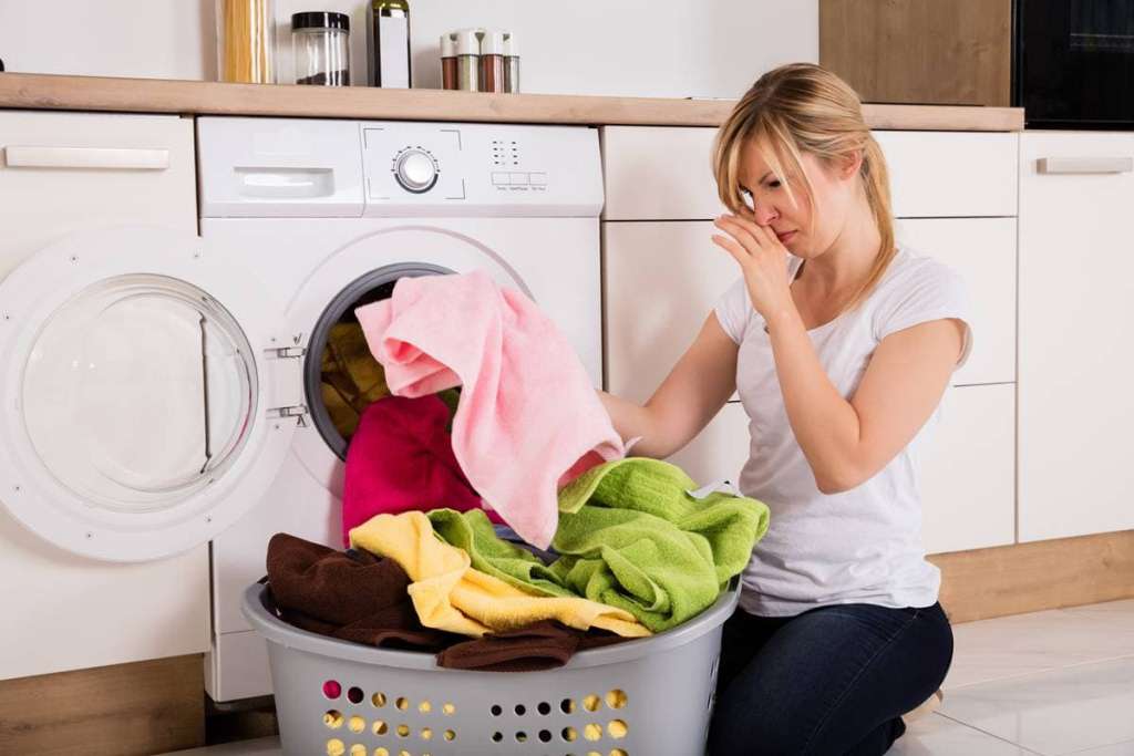 Як правильно використовувати три відділи для порошку у пральній машині 