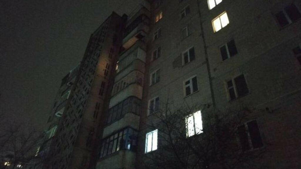 Нові штрафи в Україні: скільки доведеться платити за ігнорування комендантської години і світло у вікні